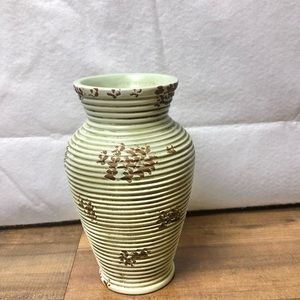 burton+BURTON pottery vase rippled texture pale green with brown sponge blotches